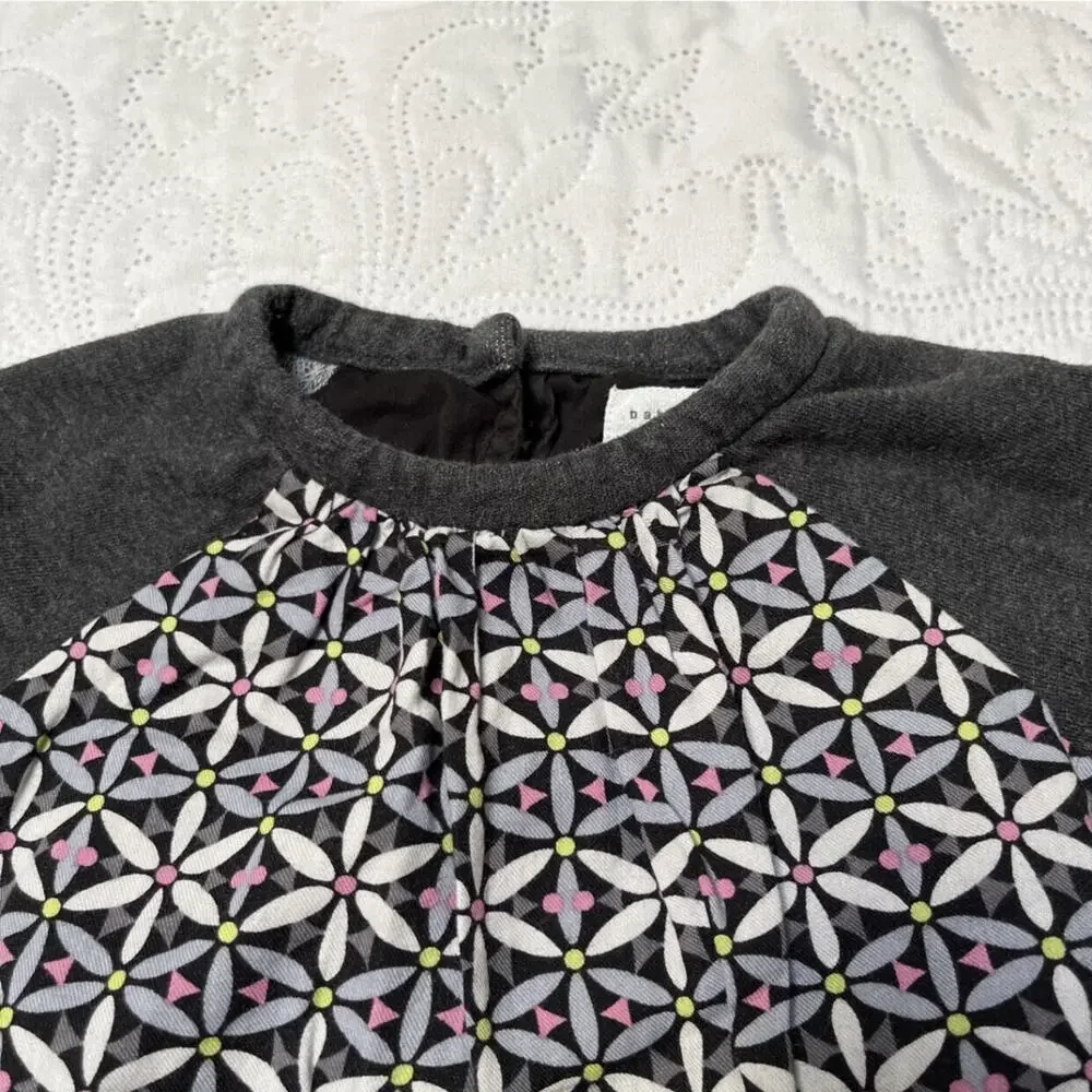 Gap Patterned Raglan Shirt Size 2